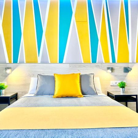 Dori Rooms Hostal Tarifa Bagian luar foto