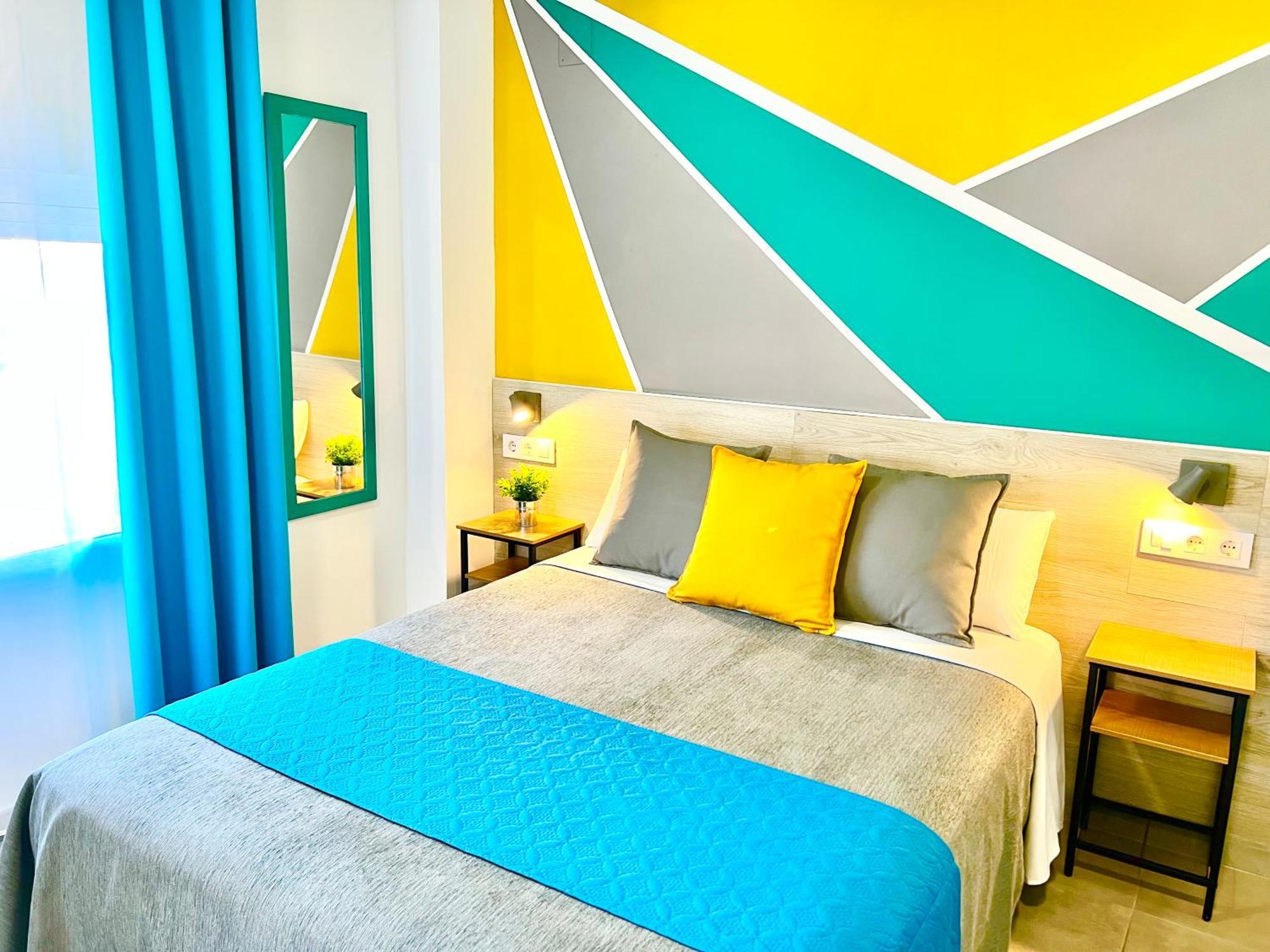 Dori Rooms Hostal Tarifa Bagian luar foto