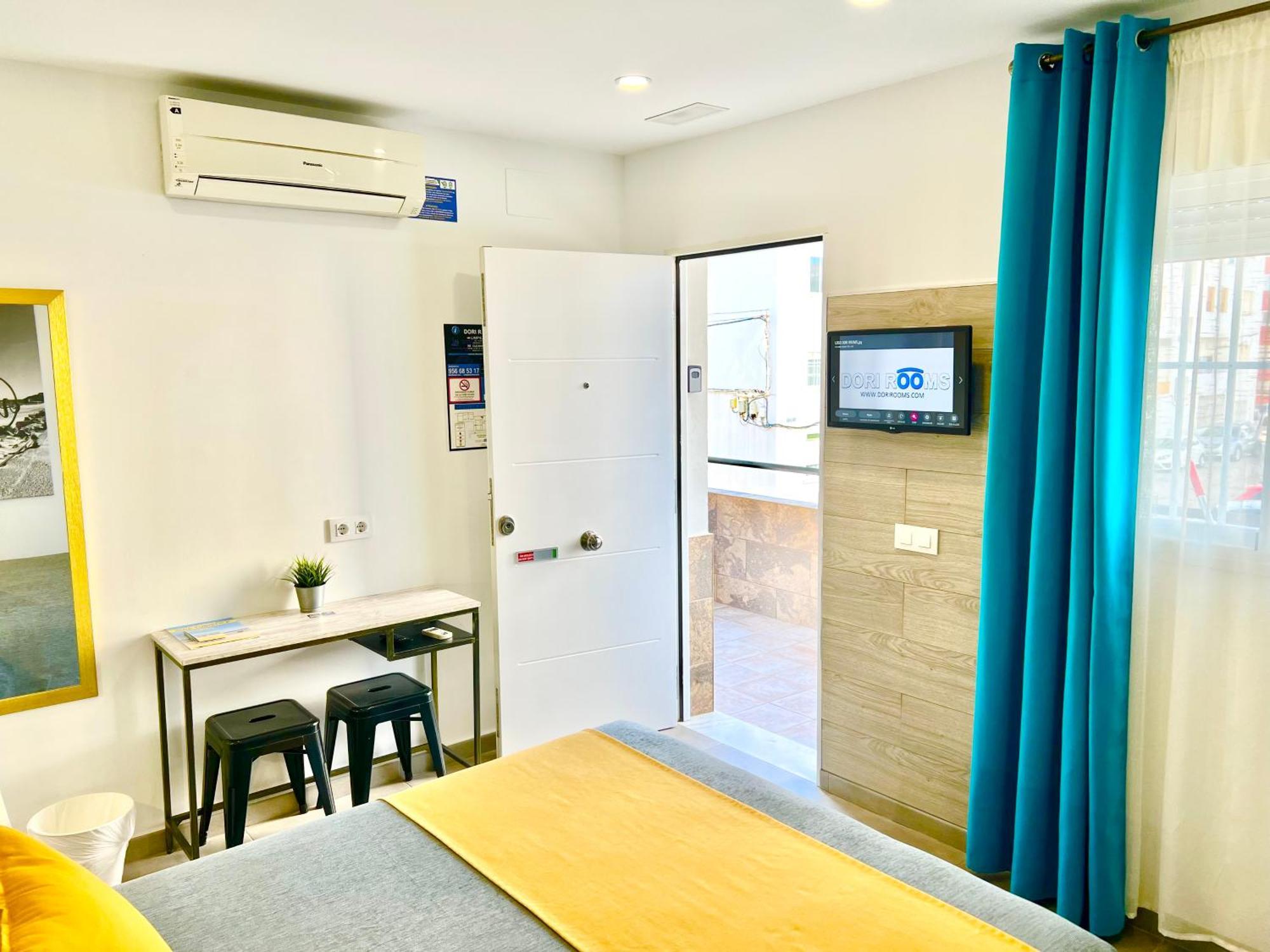 Dori Rooms Hostal Tarifa Bagian luar foto